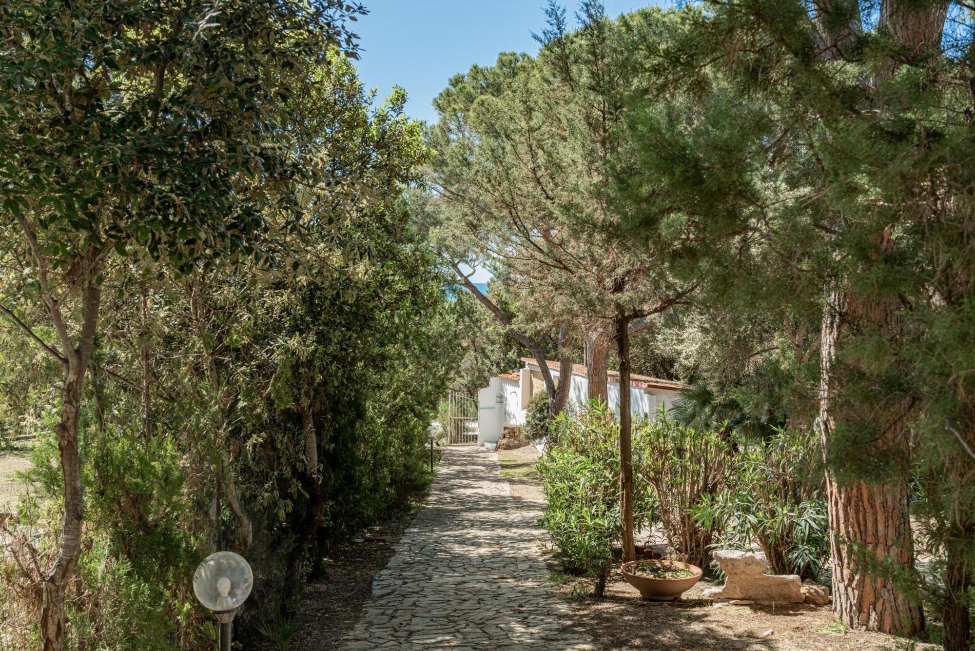 Casa Donatella, In Riva Al Mare! Villa Cala Liberotto Exterior photo